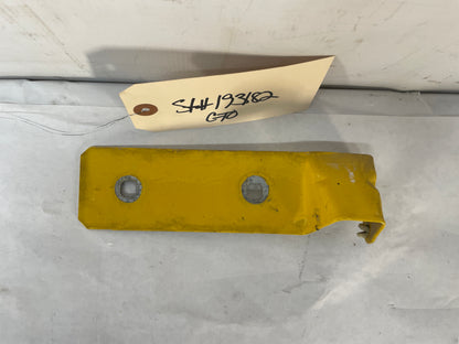 2004 Pontiac GTO RH Passenger Front Bumper Fender Bracket Guide Support OEM - Day's Parts Yard