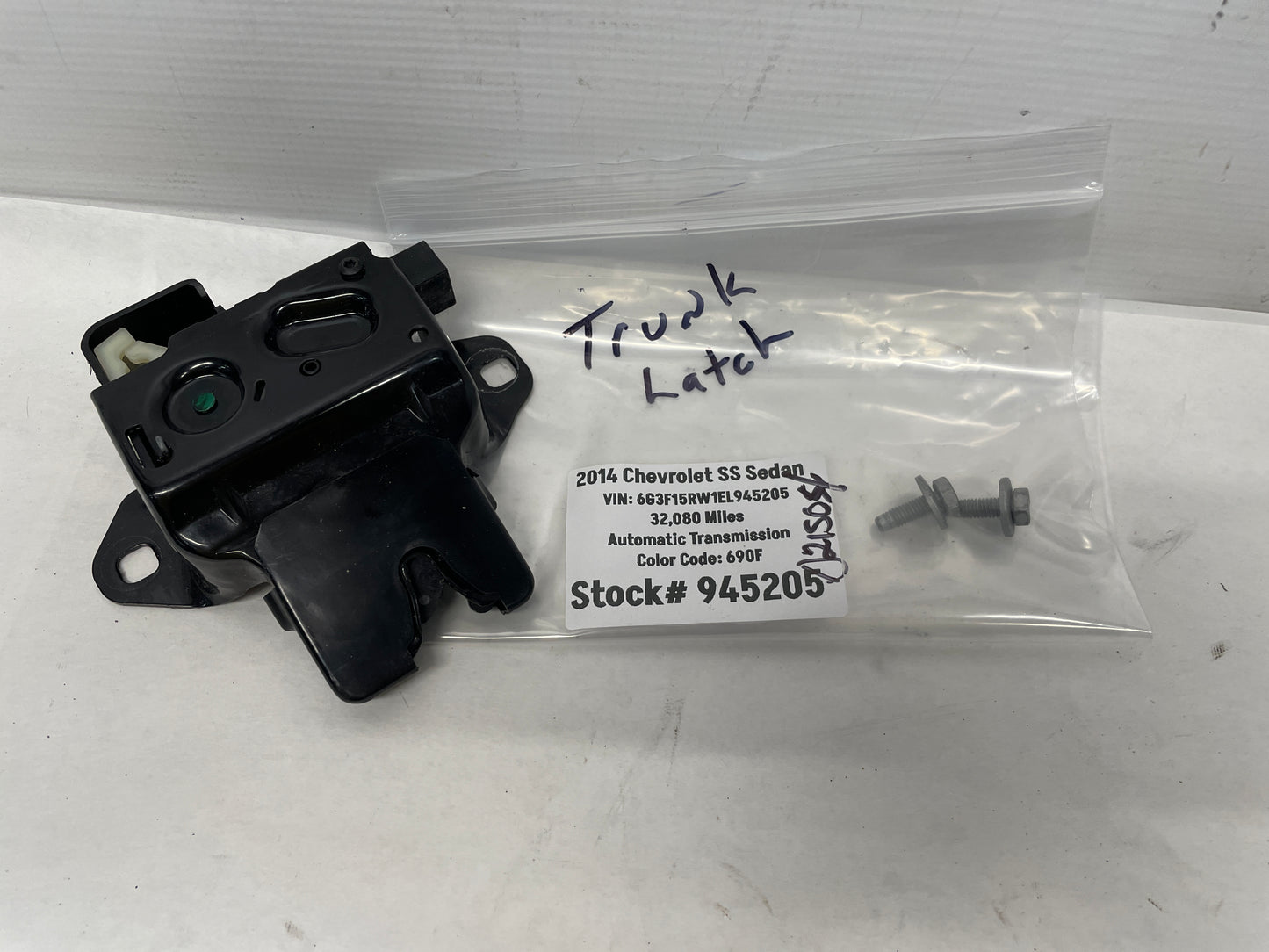 2014 Chevy SS Sedan Trunk Deck Lid Lock Latch Actuator OEM - Day's Parts Yard