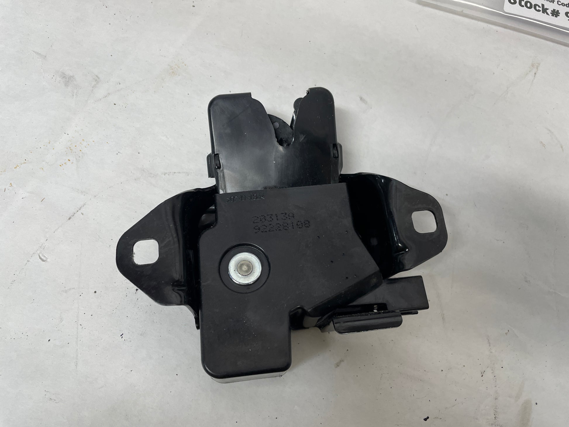 2014 Chevy SS Sedan Trunk Deck Lid Lock Latch Actuator OEM - Day's Parts Yard