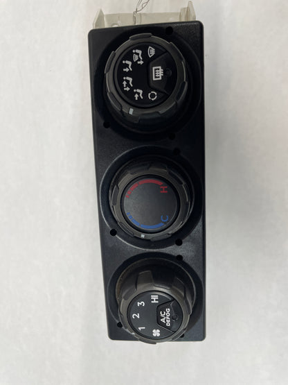 2005 Pontiac GTO HVAC Dash Climate Control Unit Panel OEM