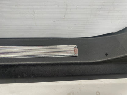 2009 Pontiac G8 GT LH Driver Front Door Sill Kick Plate Scuff Plate OEM - Day's Parts Yard