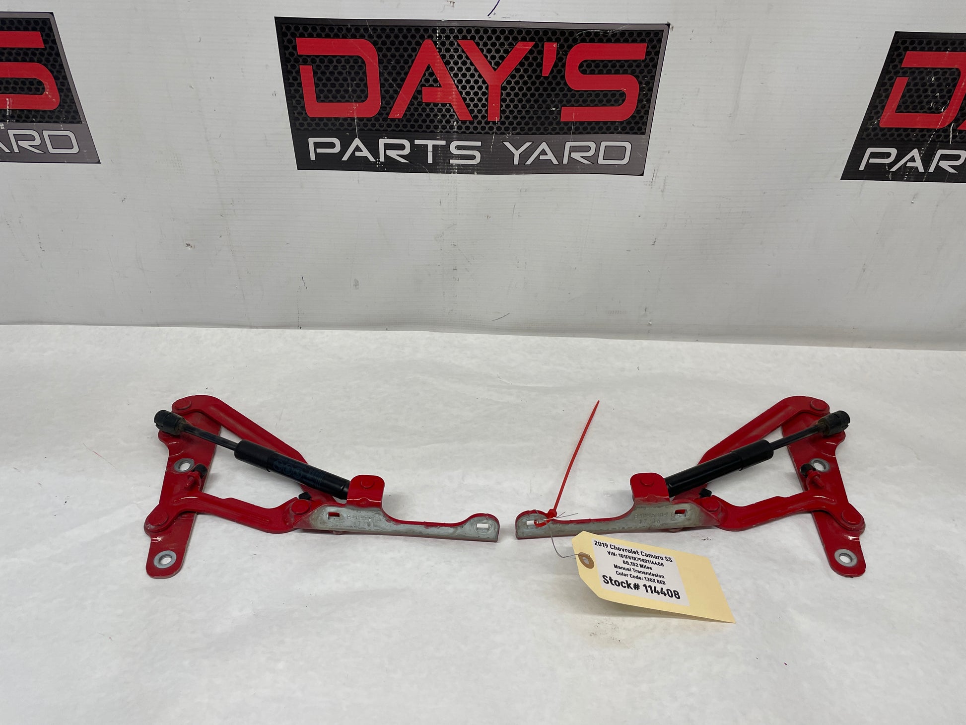 2019 Chevy Camaro SS RH & LH Trunk Deck Lid Hinges OEM - Day's Parts Yard