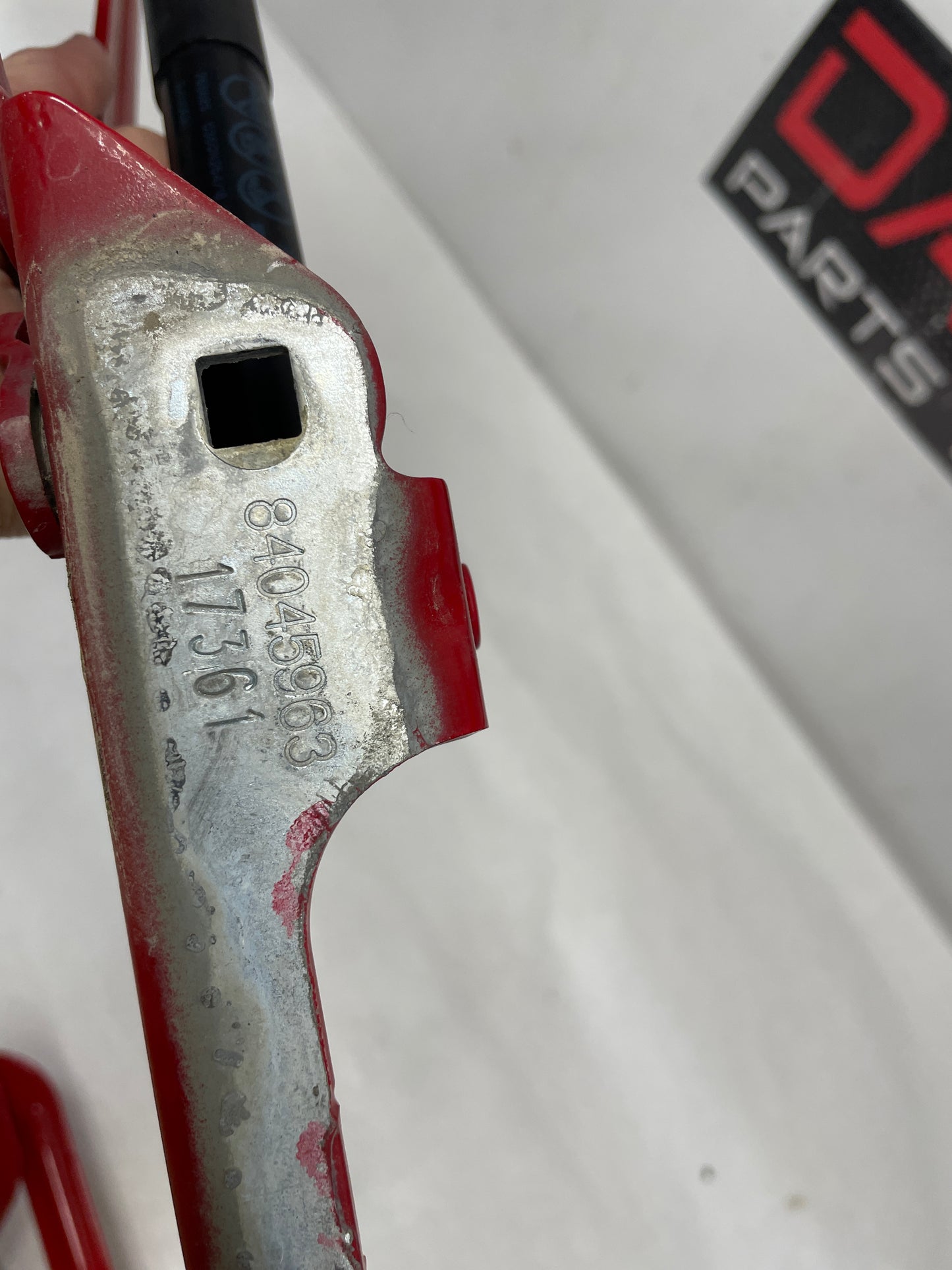 2019 Chevy Camaro SS RH & LH Trunk Deck Lid Hinges OEM - Day's Parts Yard