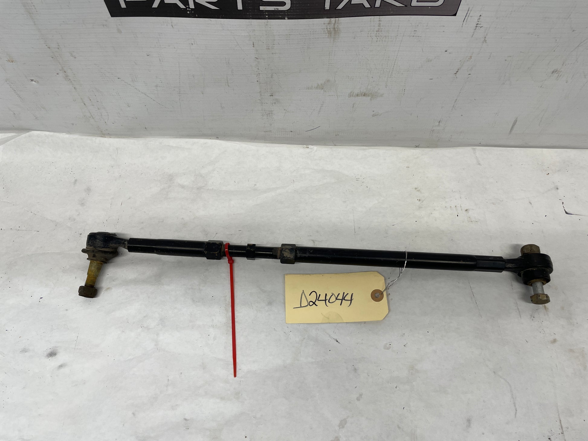 2006 Pontiac GTO RH Passenger Rear Suspension Adjustment Tie Rod Assembly OEM - Day's Parts Yard