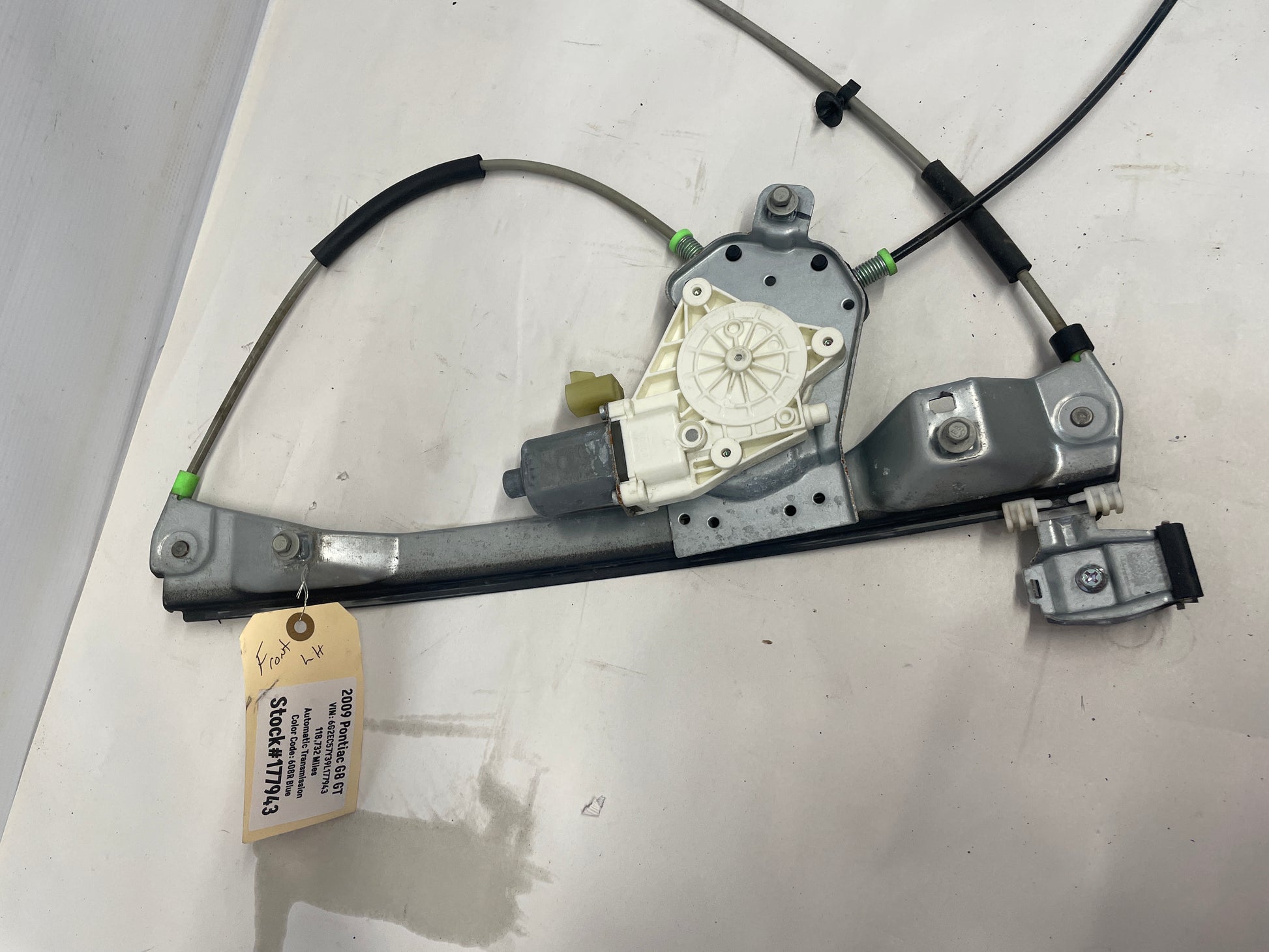 2009 Pontiac G8 GT Front LH Driver Door Window Regulator Motor OEM - Day's Parts Yard