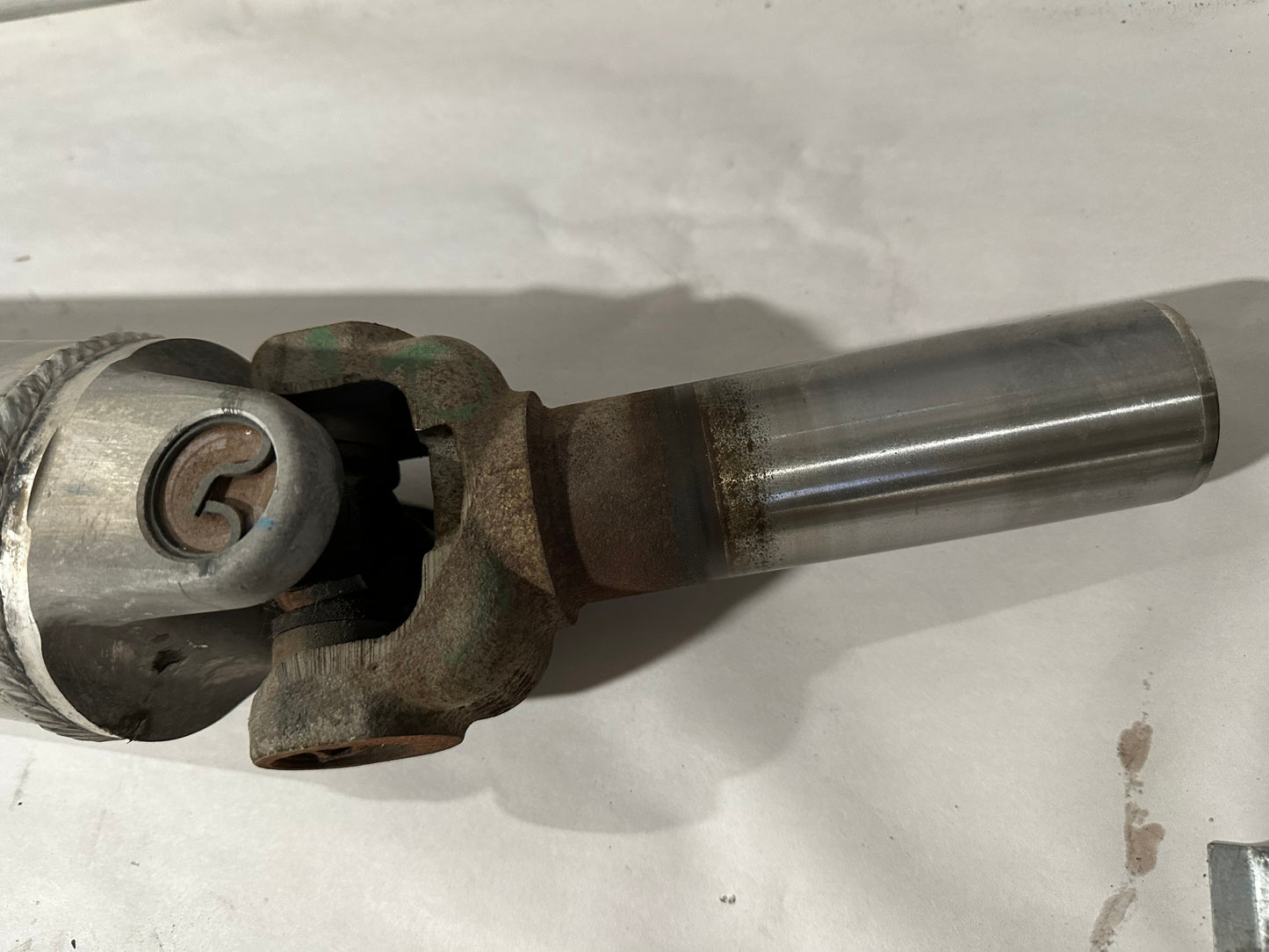 2018 Chevy Suburban LT Drive Shaft Driveshaft OEM - Day's Parts Yard