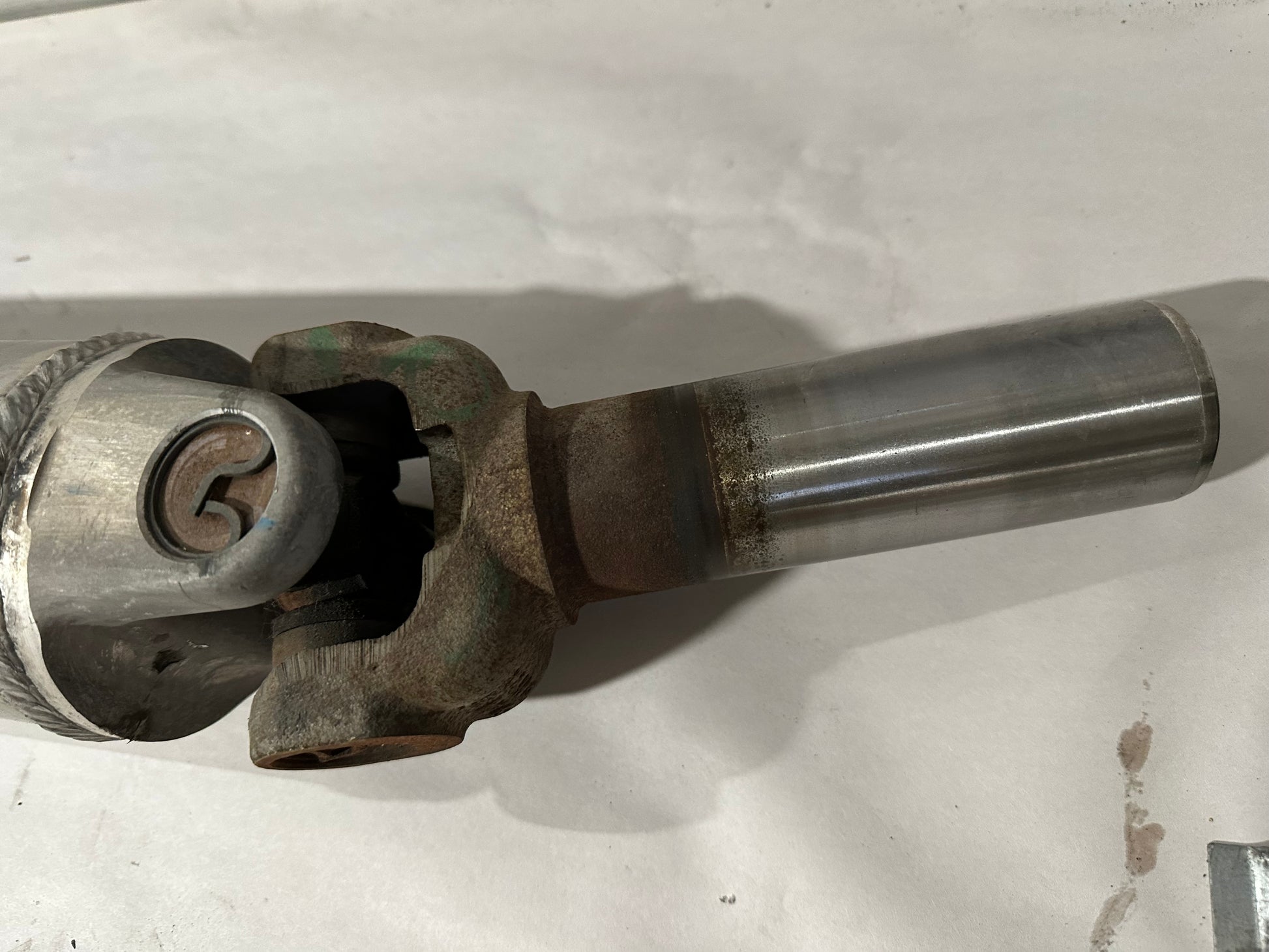 2018 Chevy Suburban LT Drive Shaft Driveshaft OEM - Day's Parts Yard