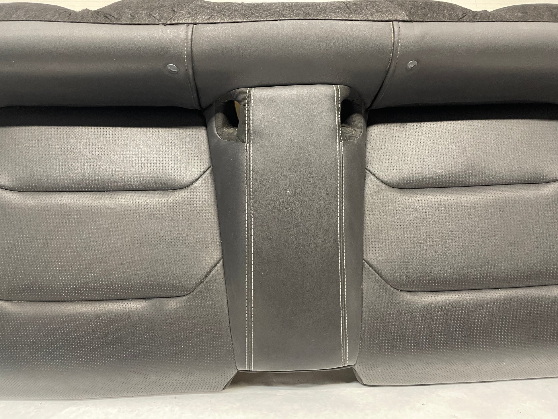 2019 Chevy Camaro SS Seats Rear Leather Only OEM - Day's Parts Yard