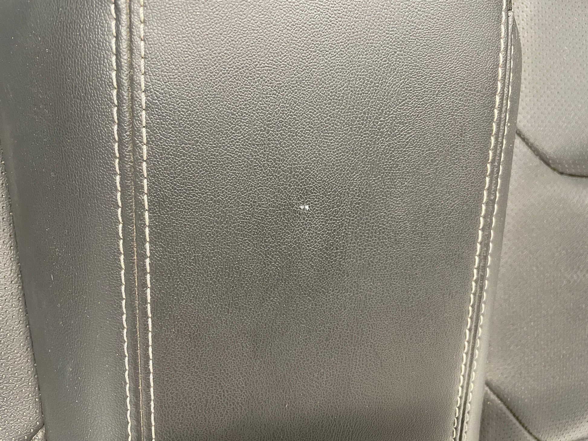 2019 Chevy Camaro SS Seats Rear Leather Only OEM - Day's Parts Yard