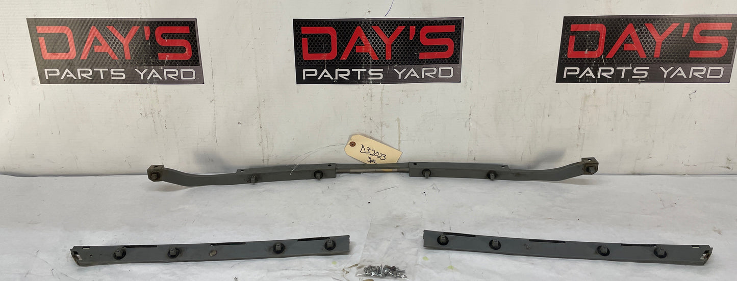 2004 Pontiac GTO Rear Bumper Brackets Guides Set OEM - Day's Parts Yard