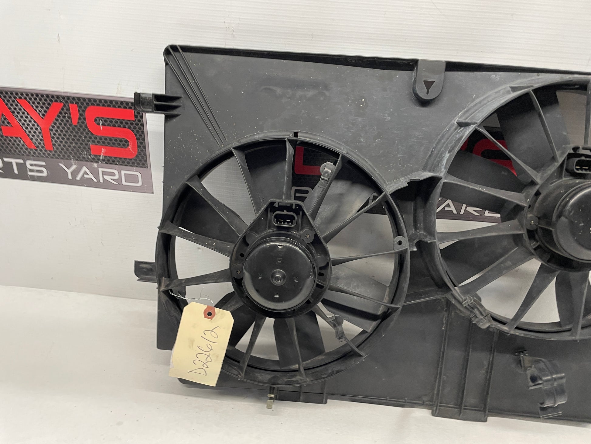 2000 Pontiac Firebird Formula Trans Am Radiator Cooling Fans Assembly OEM - Day's Parts Yard
