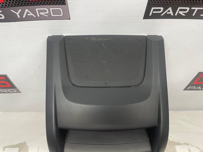 2009 Pontiac G8 Center Dash Radio Bezel Speaker Grill OEM - Day's Parts Yard