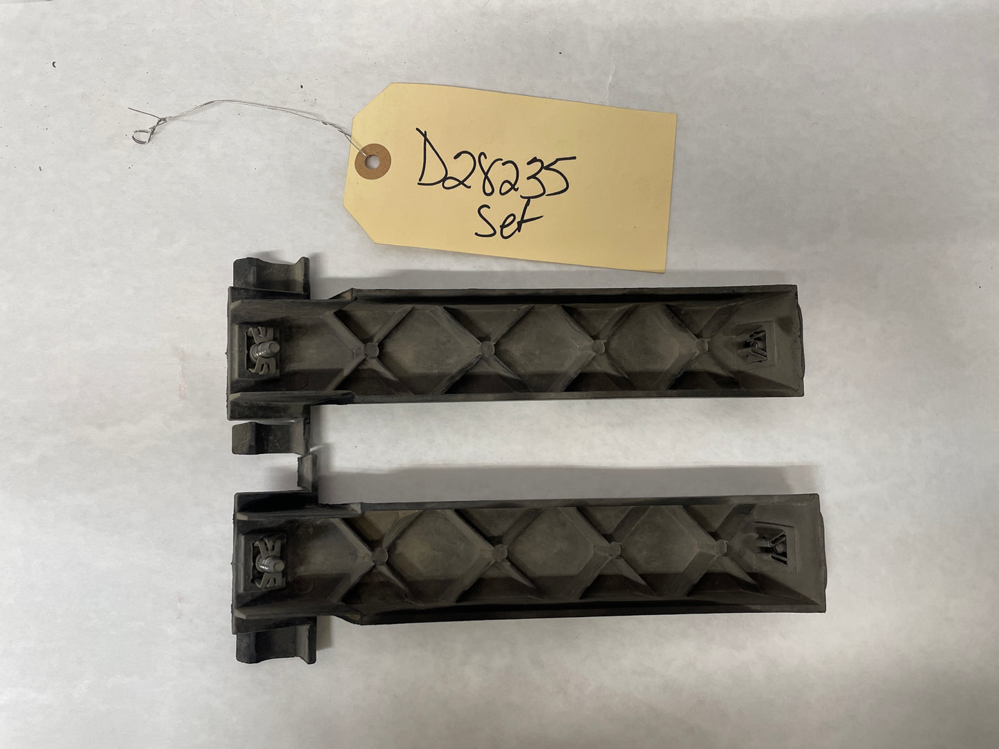 2019 Chevy Camaro SS RH & LH Rear Bumper Lower Fascia Brackets OEM - Day's Parts Yard