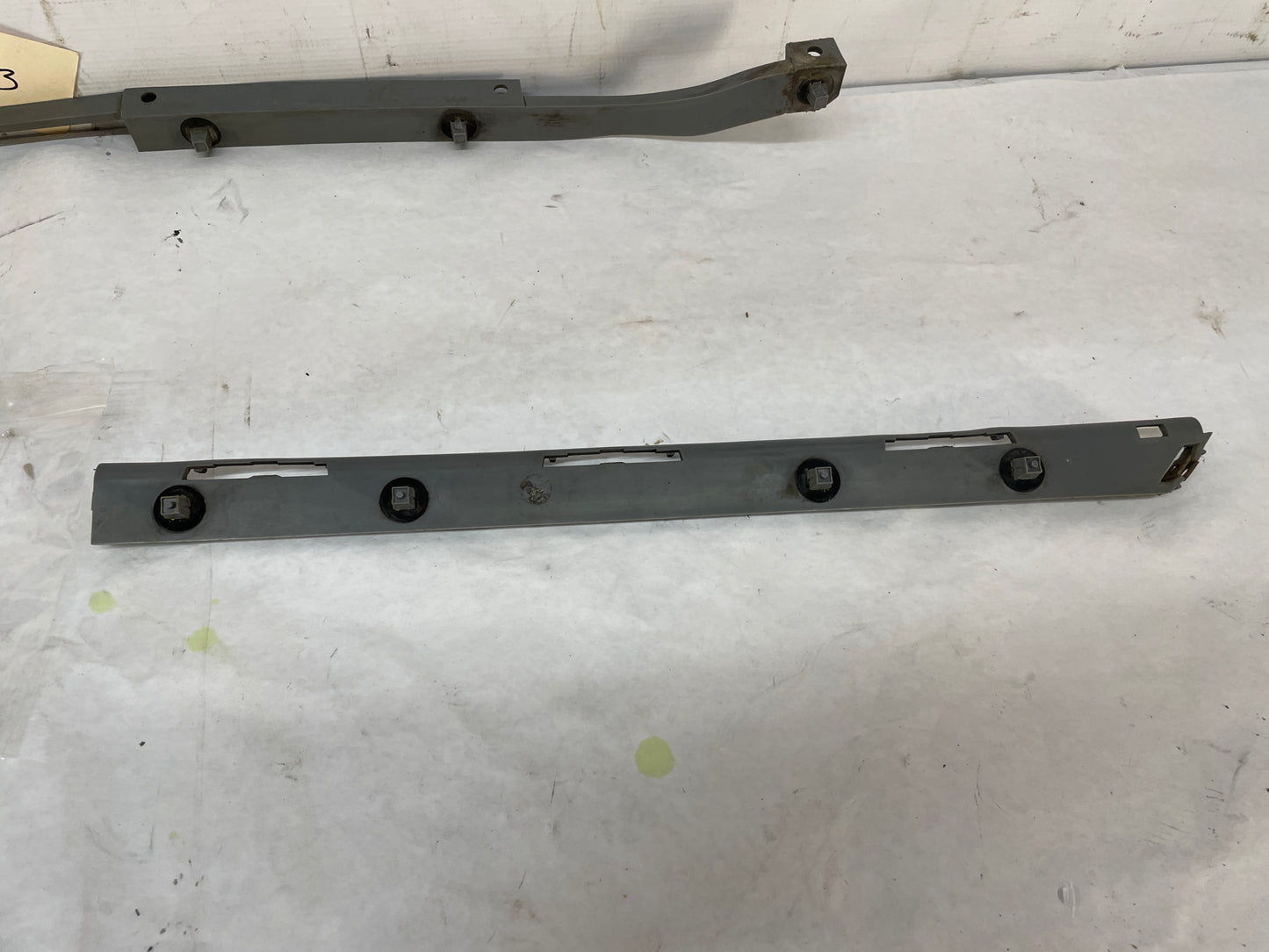 2004 Pontiac GTO Rear Bumper Brackets Guides Set OEM - Day's Parts Yard