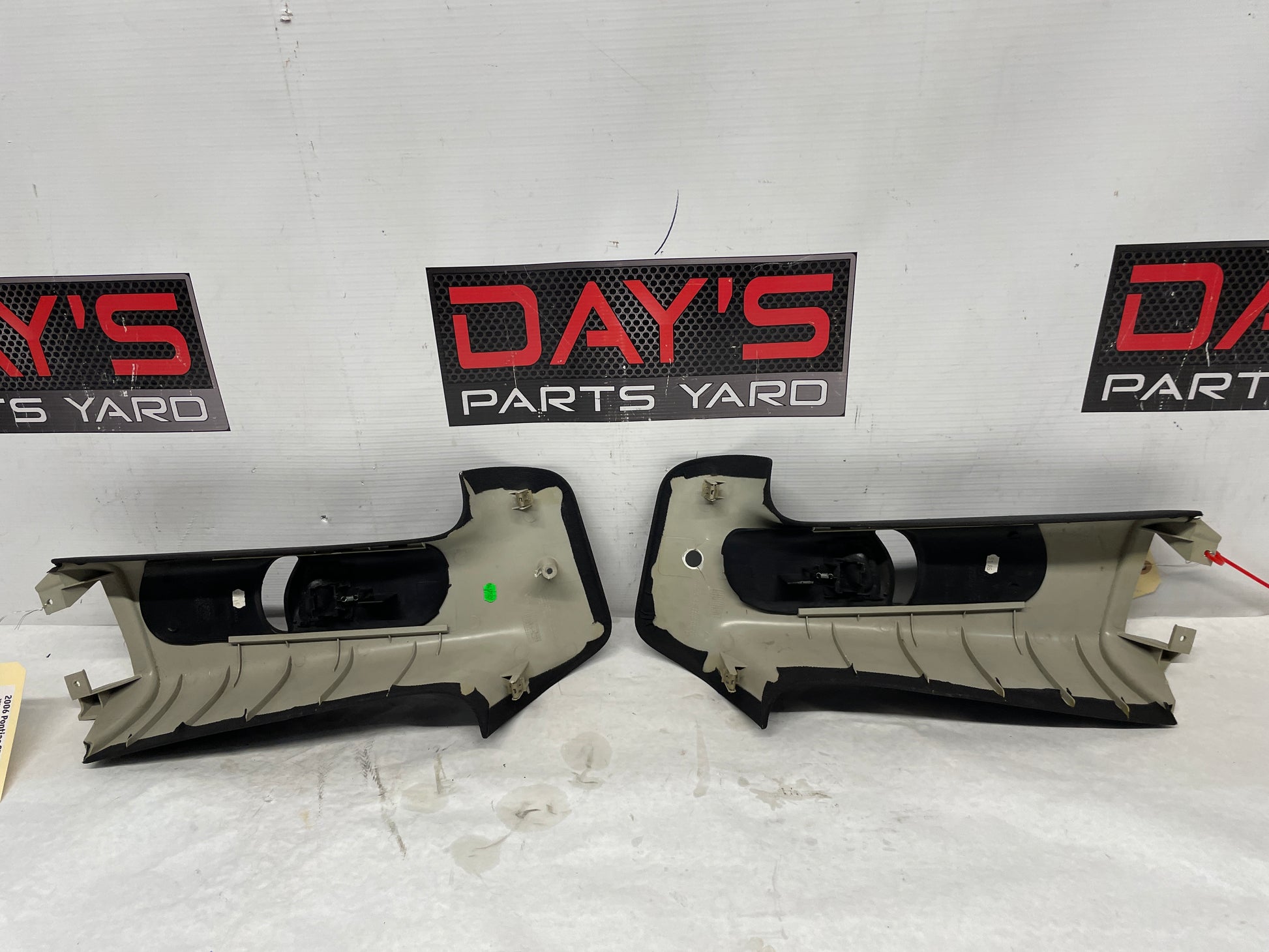 2006 Pontiac GTO RH & LH Interior Upper B Pillar Seat Belt Trim OEM - Day's Parts Yard