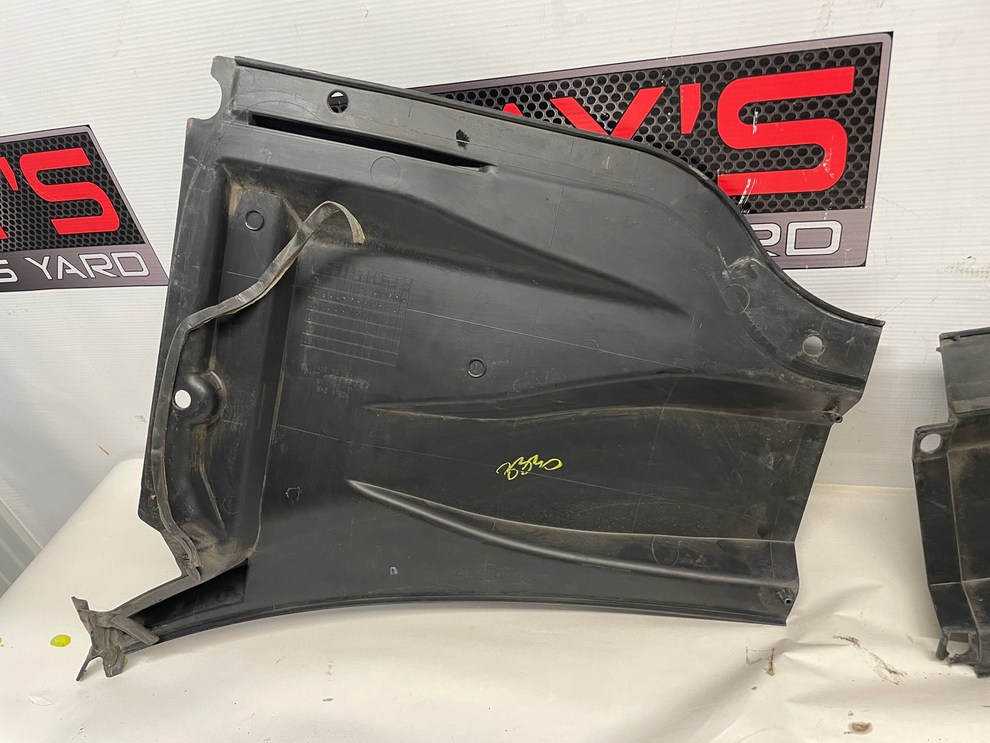 2011 Chevy Camaro SS Windshield Wiper Cowl OEM - Day's Parts Yard