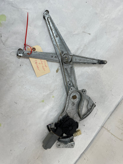 2004 Pontiac GTO RH Passenger Front Window Regulator w/ Motor OEM - Day's Parts Yard