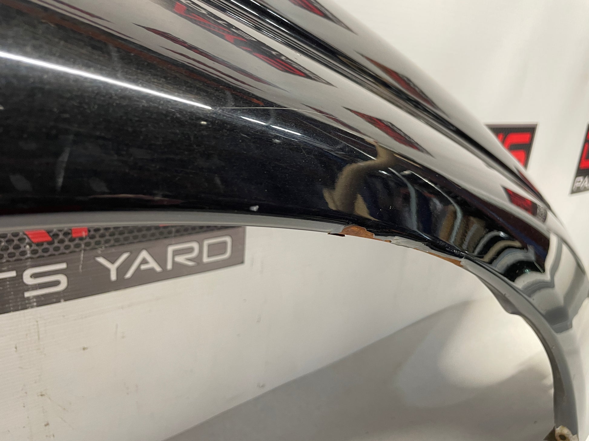 2005 Pontiac GTO RH Passenger Front Fender Black OEM - Day's Parts Yard