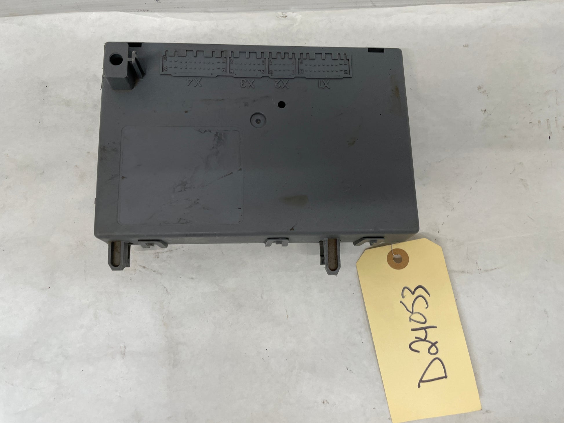 2006 Pontiac GTO Body Control Module BCM OEM - Day's Parts Yard