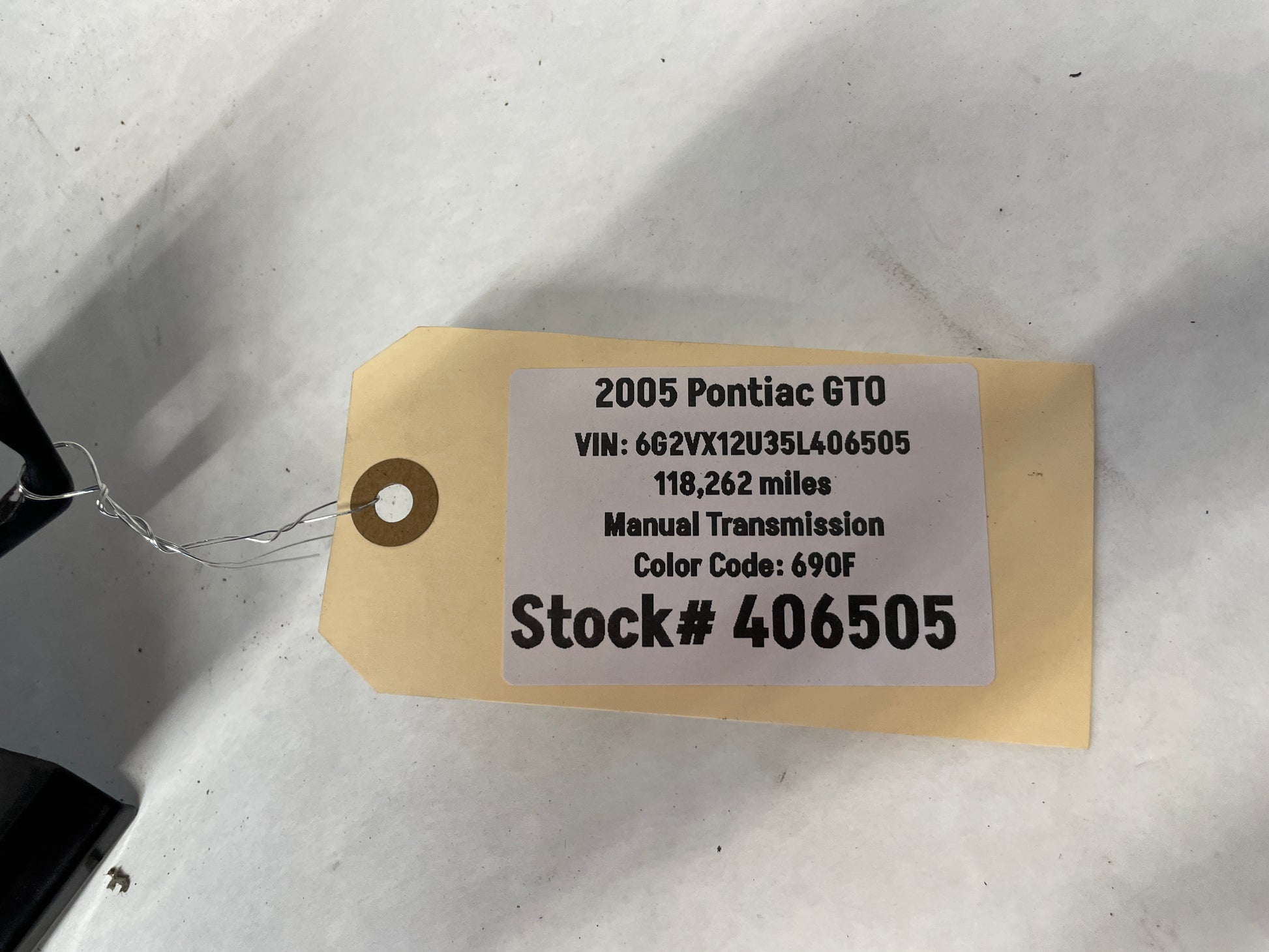 2005 Pontiac GTO RH Passenger Front Fender Black OEM - Day's Parts Yard