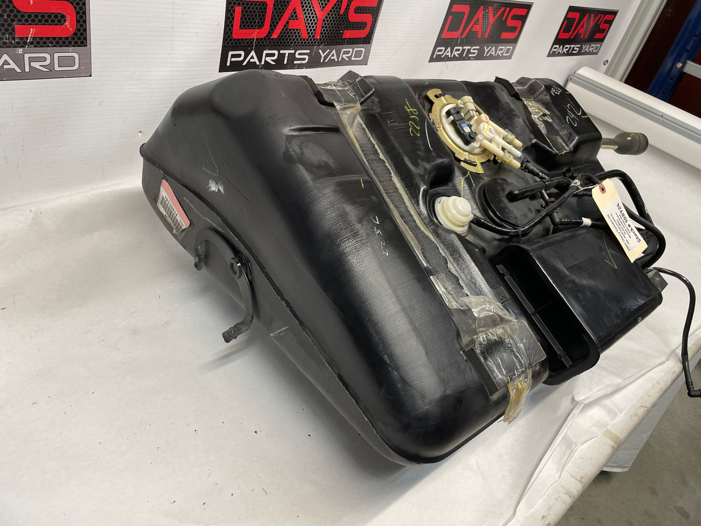 2002 Chevy Camaro SS Fuel Gas Tank Assembly OEM