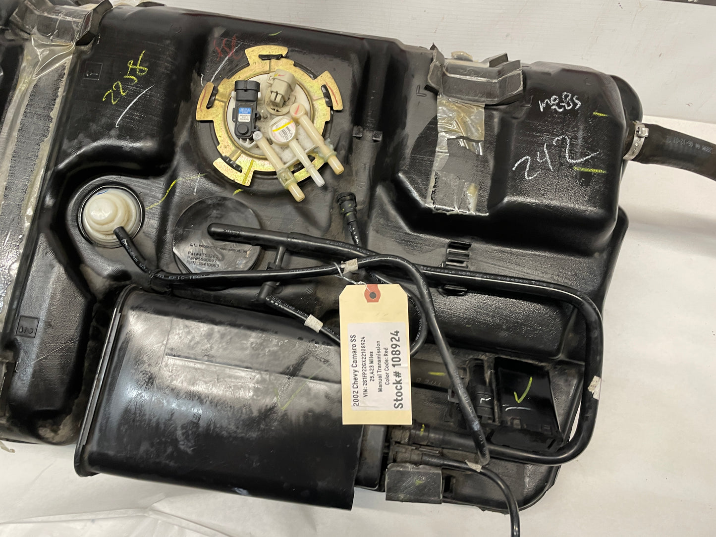 2002 Chevy Camaro SS Fuel Gas Tank Assembly OEM