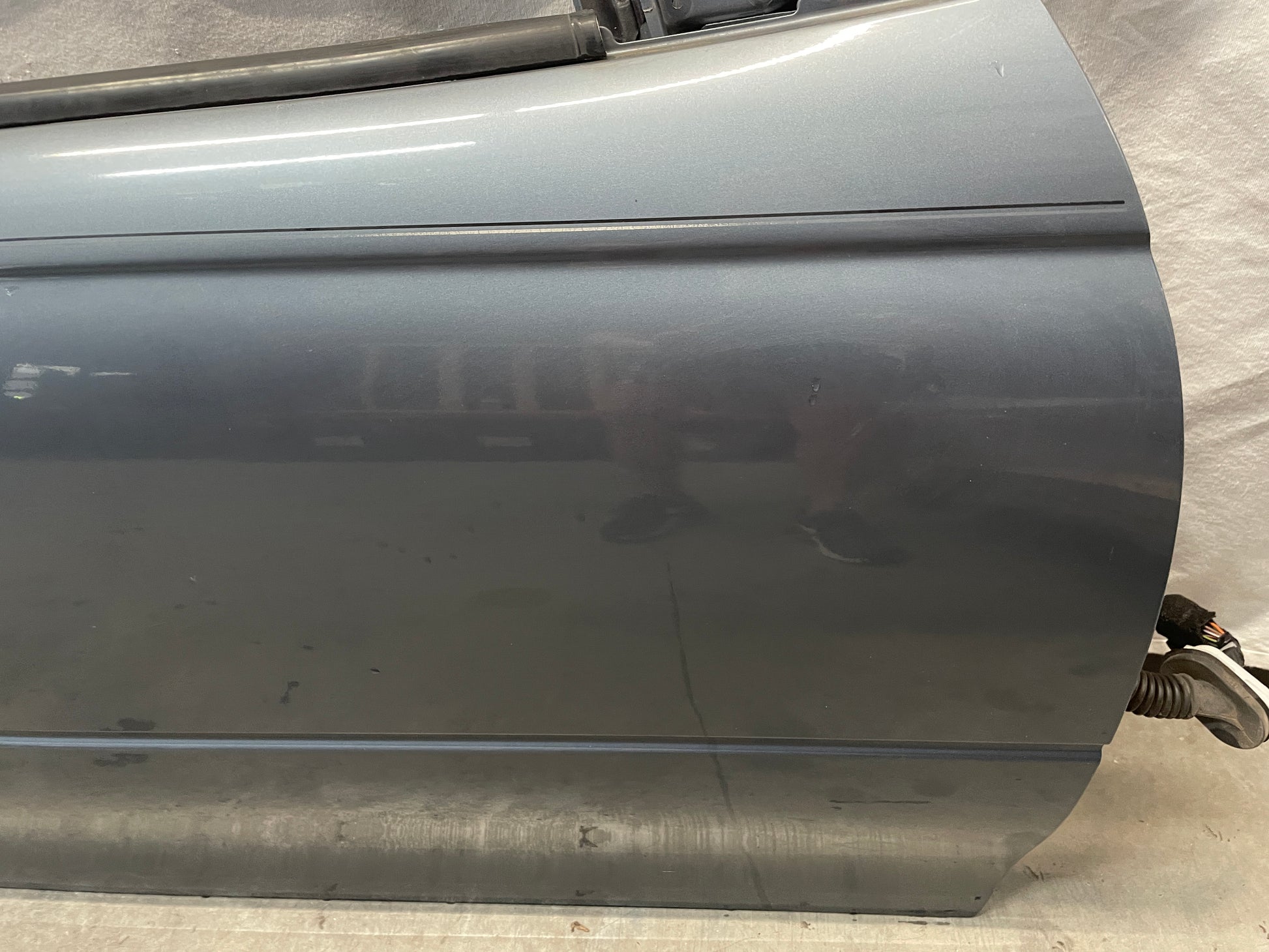 2006 Pontiac GTO RH Passenger Door OEM - Day's Parts Yard