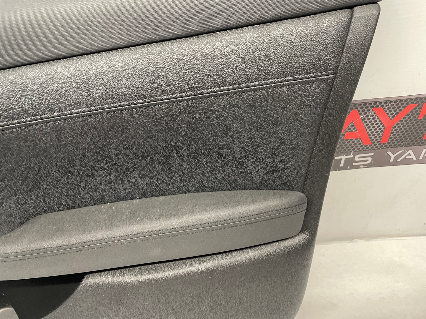 2009 Pontiac G8 Base RH Passenger Front Interior Door Panel Trim OEM - Day's Parts Yard