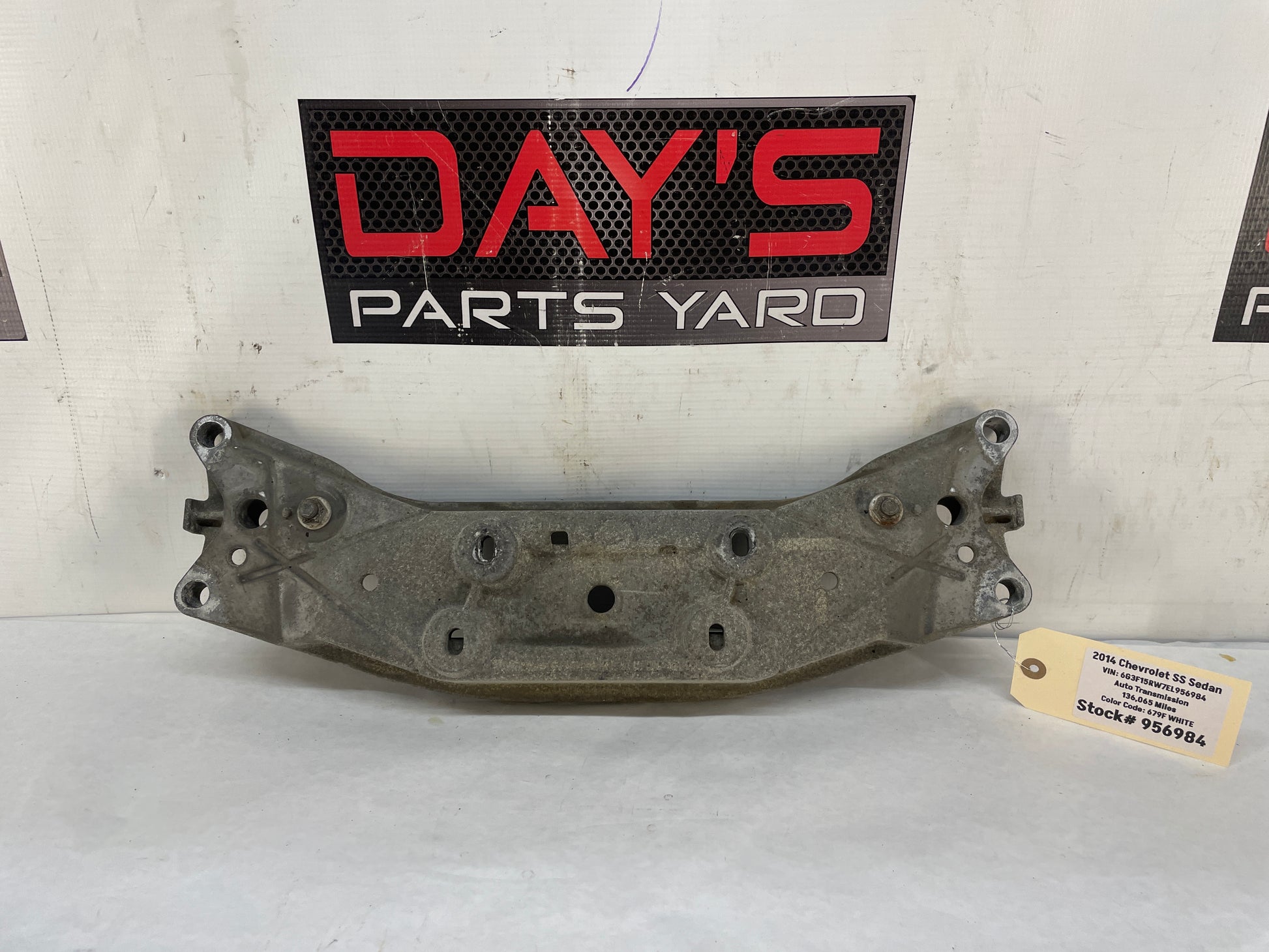 2014 Chevy SS Sedan Automatic Transmission Crossmember OEM - Day's Parts Yard
