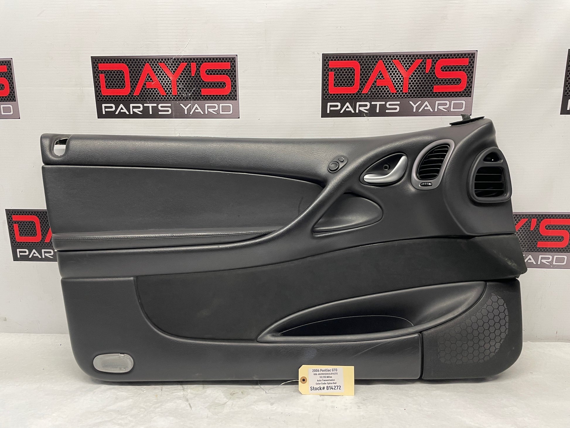 2006 Pontiac GTO LH Driver Front Interior Door Panel Trim OEM - Day's Parts Yard