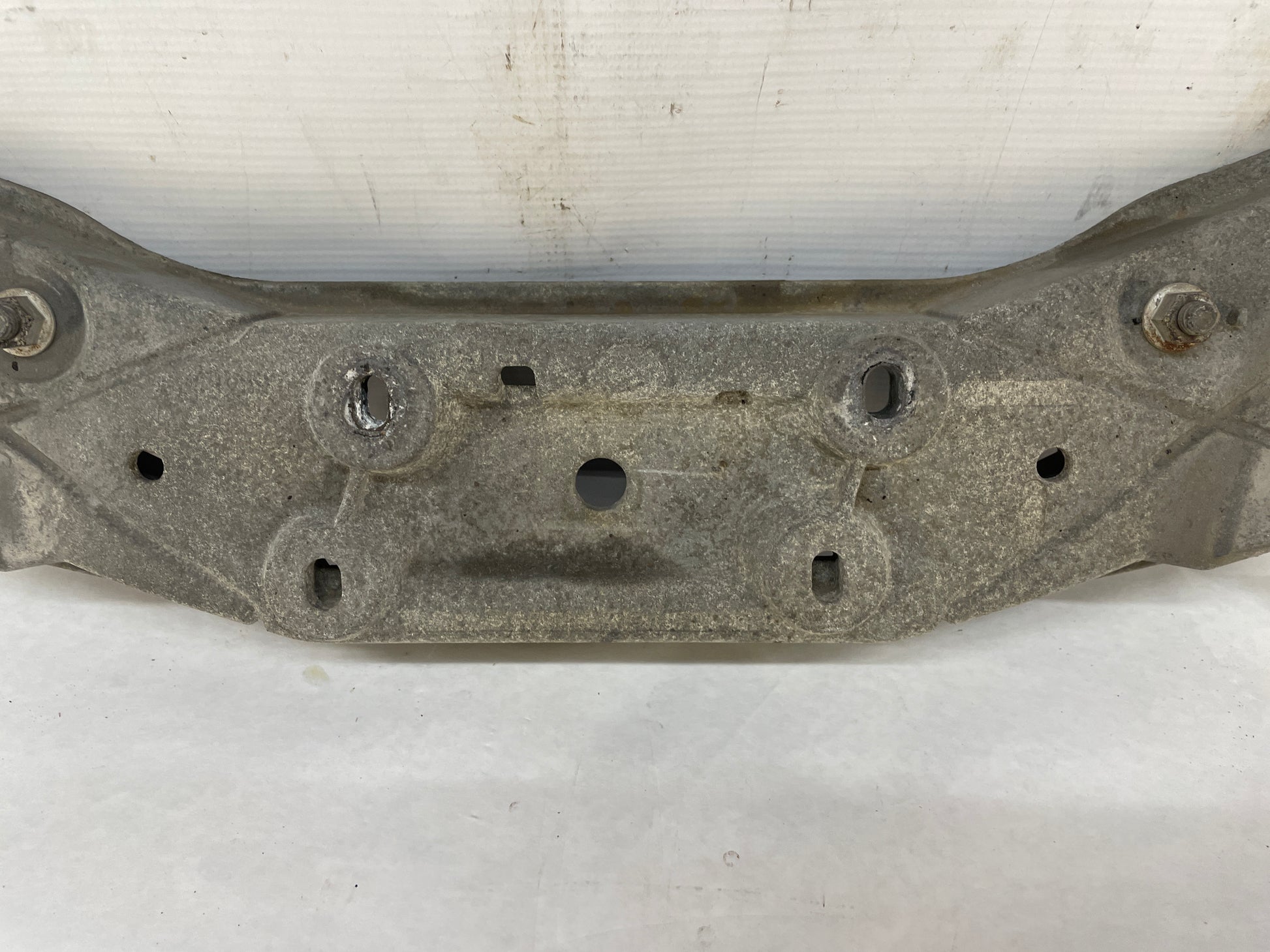 2014 Chevy SS Sedan Automatic Transmission Crossmember OEM - Day's Parts Yard
