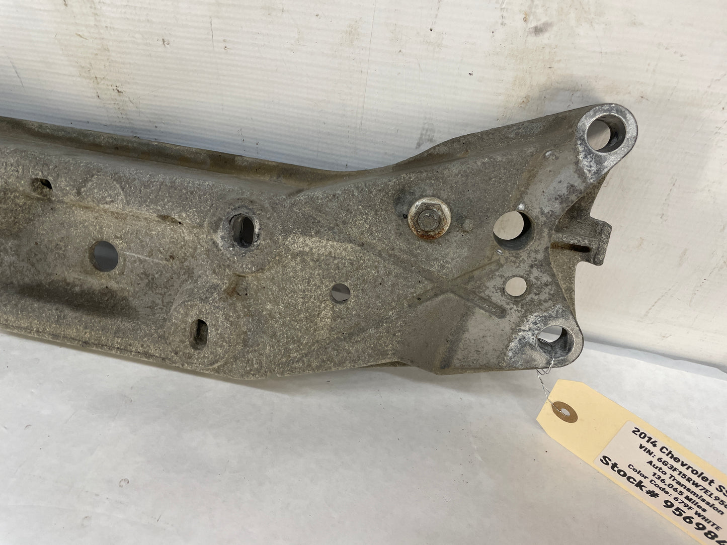 2014 Chevy SS Sedan Automatic Transmission Crossmember OEM - Day's Parts Yard