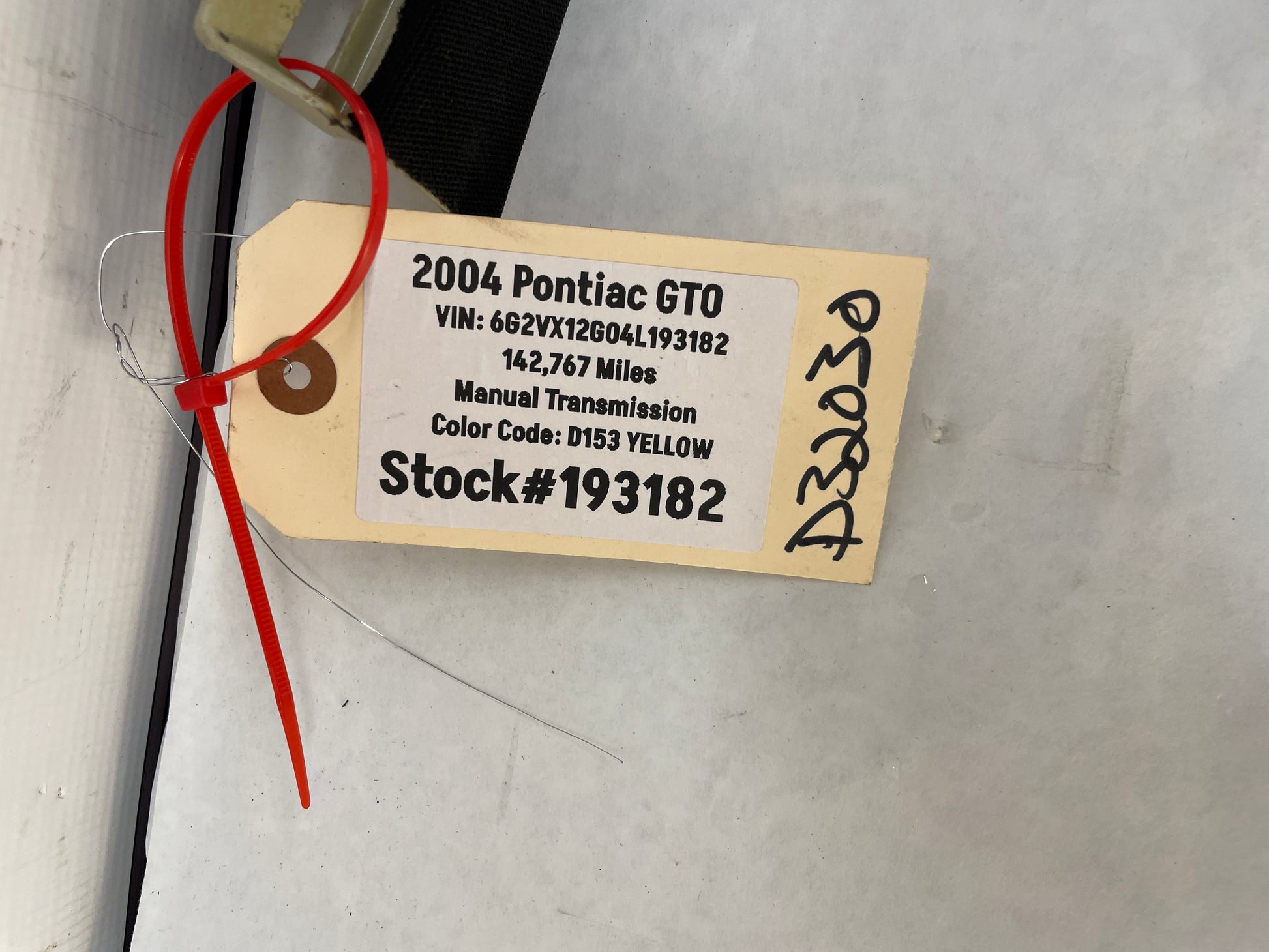 2004 Pontiac GTO RH Passenger Windshield Interior A Pillar Trim Top Roof Cover Panel OEM - Day's Parts Yard