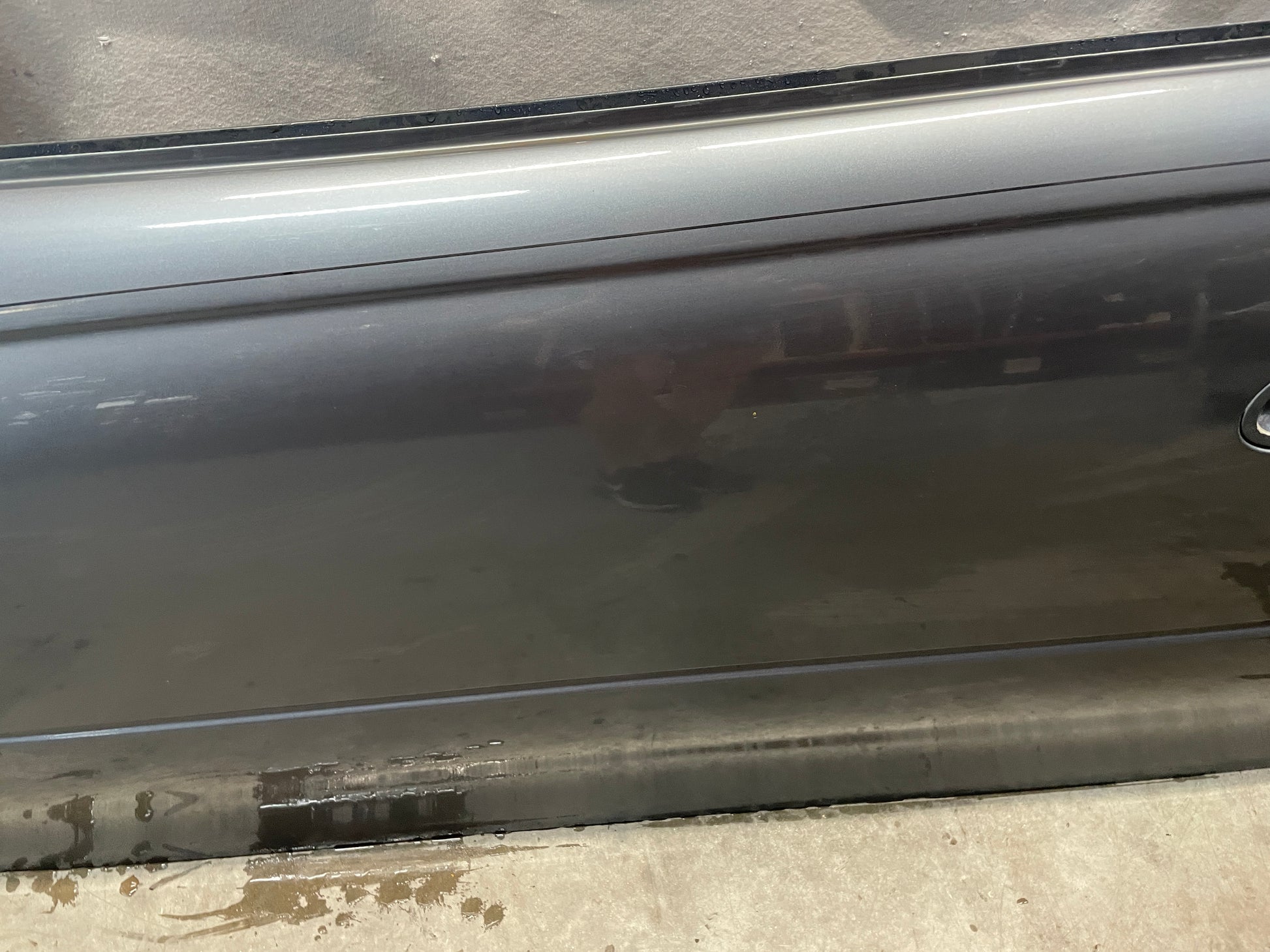 2006 Pontiac GTO LH Driver Door OEM - Day's Parts Yard