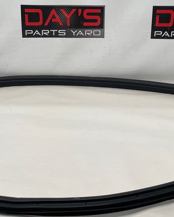 2015 Chevy SS Sedan Front LH Driver Door Weather Strip Rubber Seal OEM