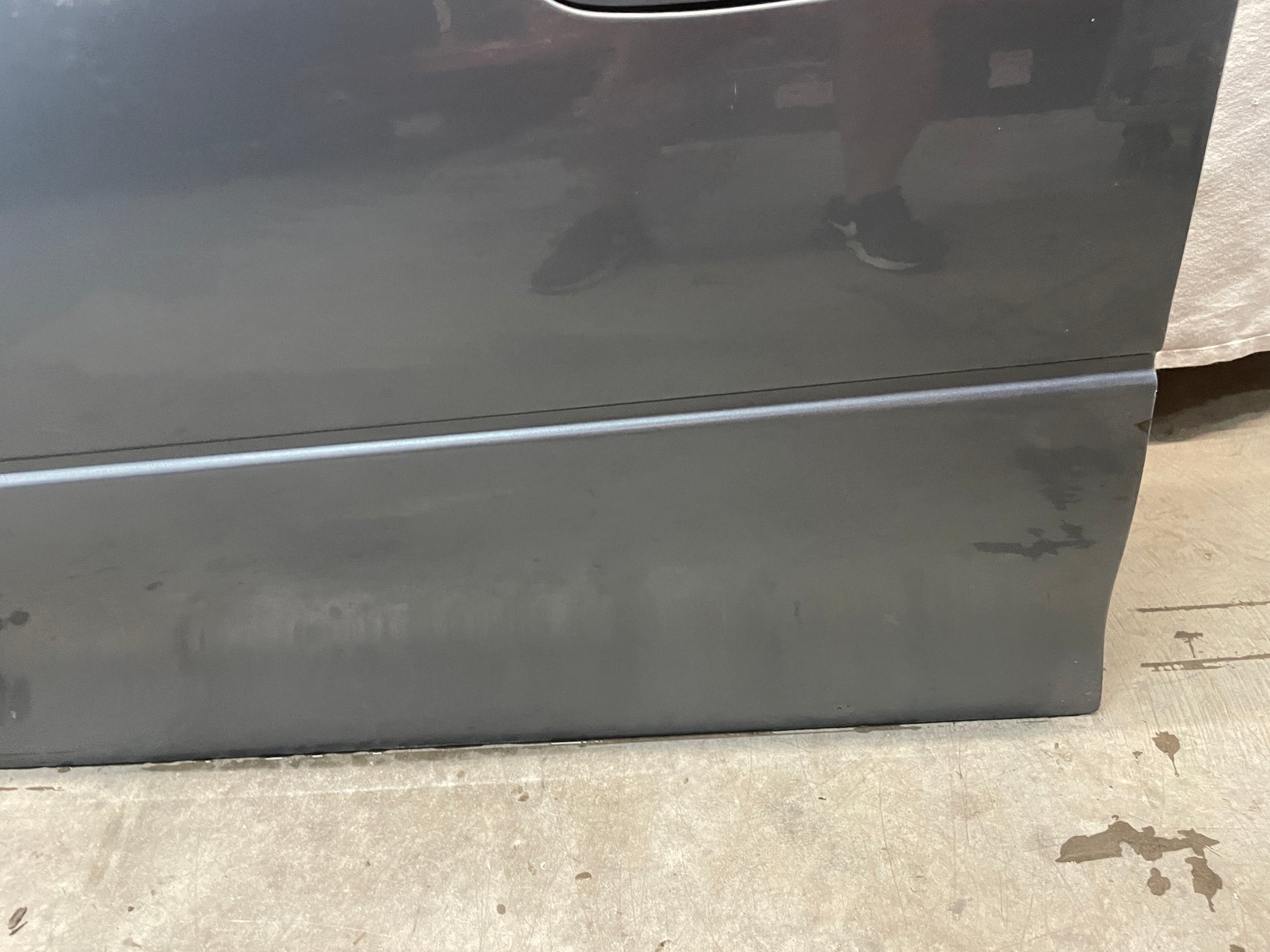 2006 Pontiac GTO LH Driver Door OEM - Day's Parts Yard