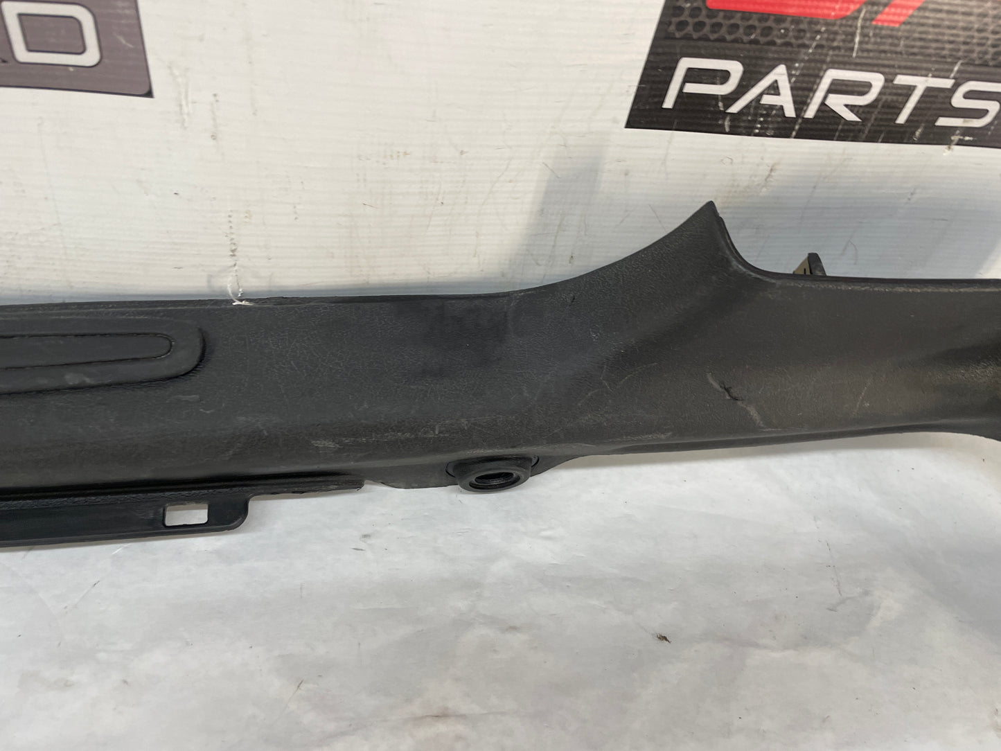 2004 Pontiac GTO RH Passenger Interior Sill Carpet Retainer Trim Cover Panel OEM - Day's Parts Yard