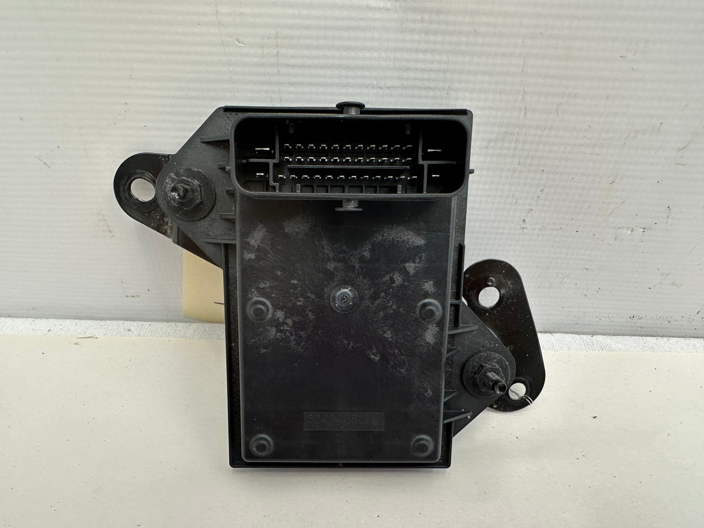 2020 Chevy Camaro SS Traction Control Module w/ Bracket  OEM - Day's Parts Yard