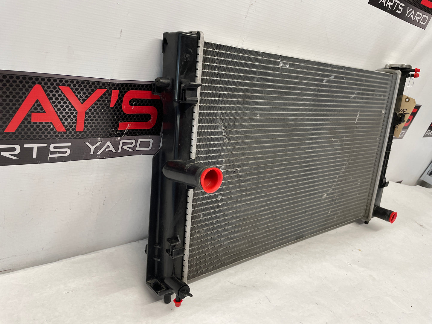 2005 Pontiac GTO Engine Motor Coolant Radiator OEM - Day's Parts Yard