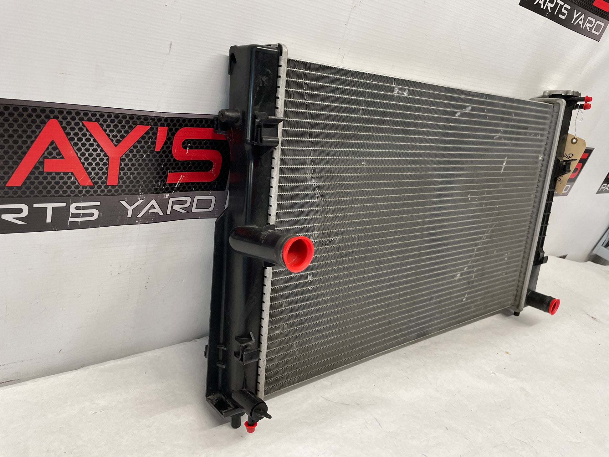 2005 Pontiac GTO Engine Motor Coolant Radiator OEM - Day's Parts Yard