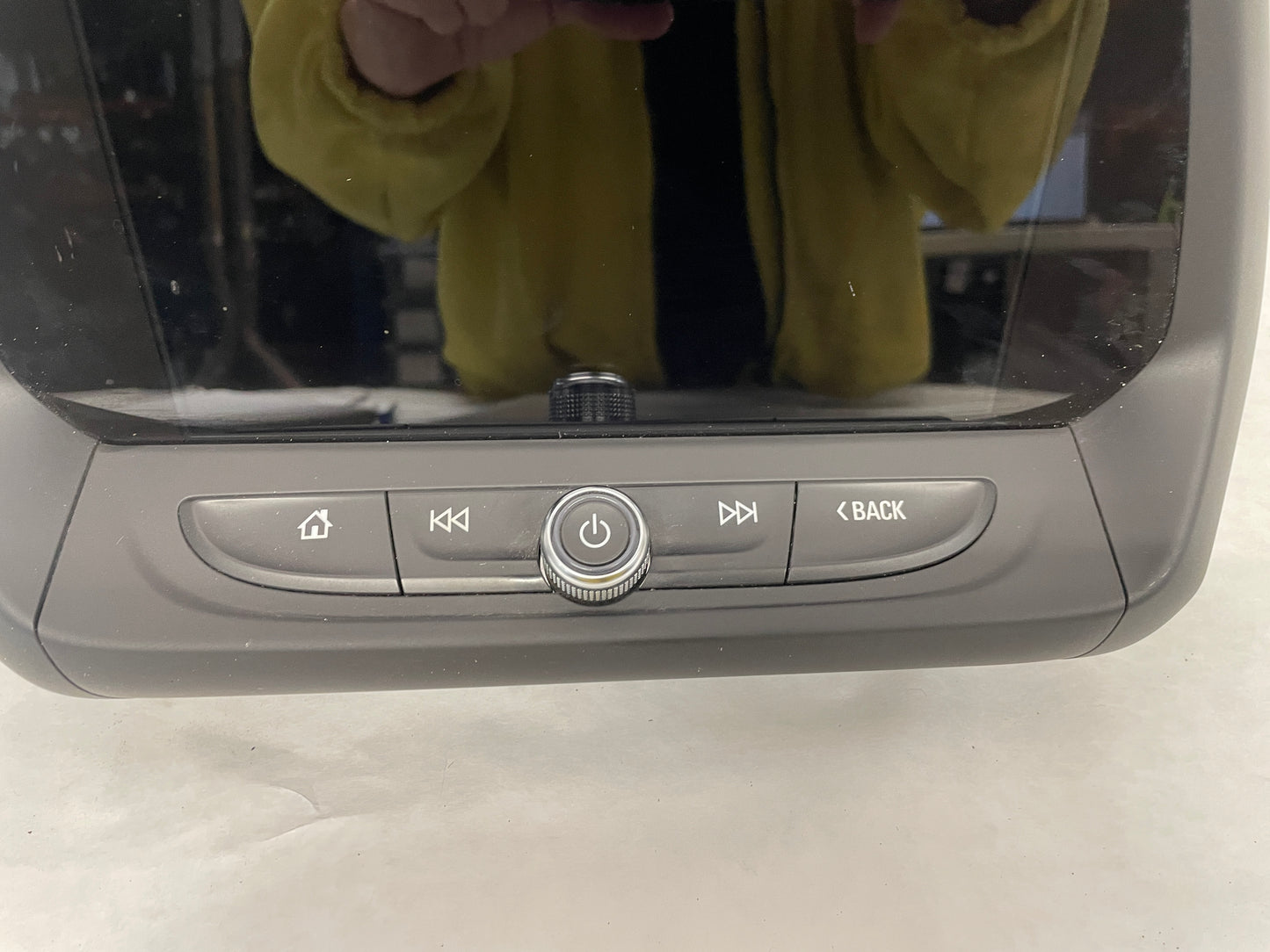 2019 Chevy Camaro SS Navigation Radio Touch Screen OEM - Day's Parts Yard