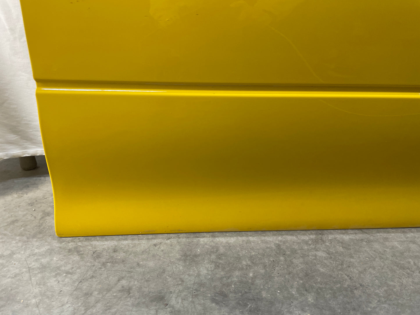 2005 Pontiac GTO RH Passenger Front Exterior Door Yellow OEM