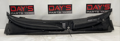 2006 Pontiac GTO Complete Windshield Wiper Cowl Assembly OEM - Day's Parts Yard