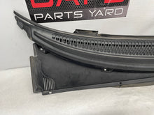 2006 Pontiac GTO Complete Windshield Wiper Cowl Assembly OEM - Day's Parts Yard