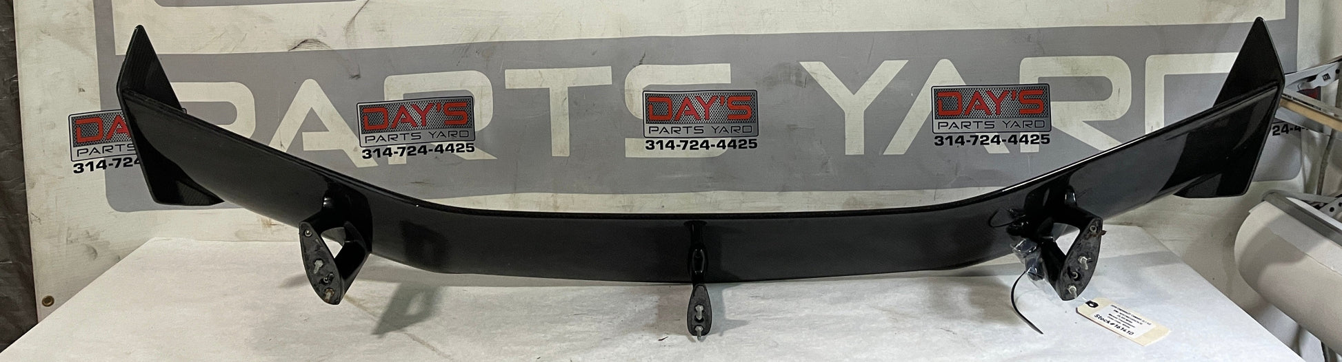 2018 Chevy Camaro ZL1 1LE Carbon Fiber Spoiler Wing OEM Damaged - Day's Parts Yard