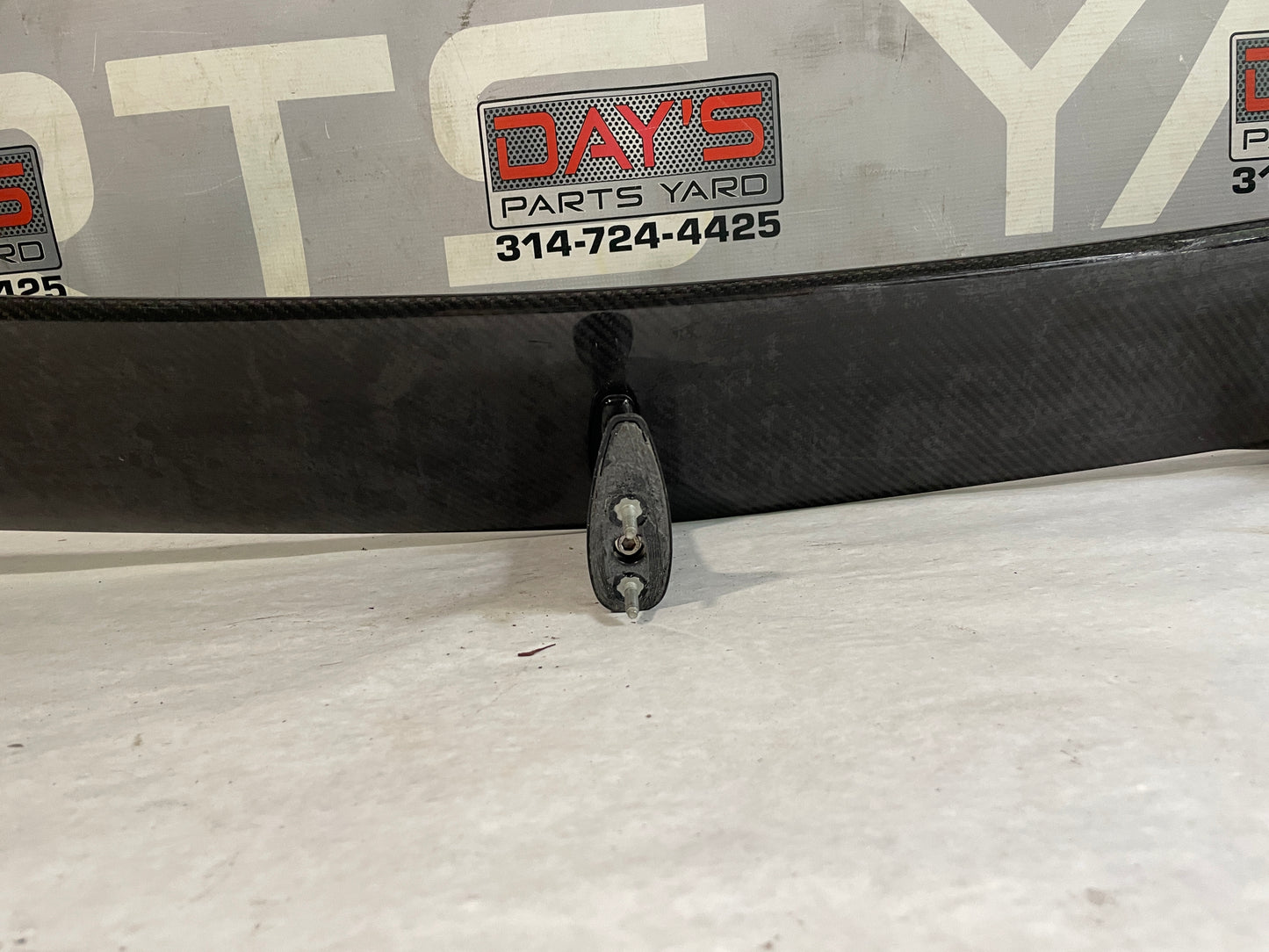 2018 Chevy Camaro ZL1 1LE Carbon Fiber Spoiler Wing OEM Damaged - Day's Parts Yard