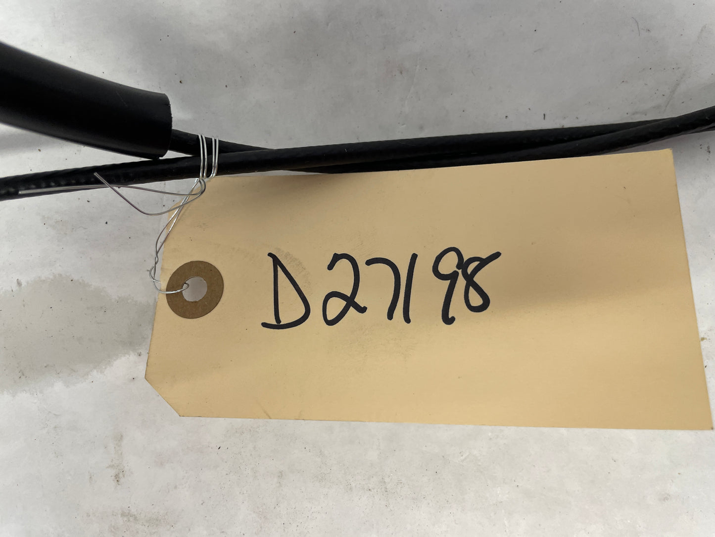 2005 Pontiac GTO Fuel Gas Door Lock Actuator w/ Cable  OEM - Day's Parts Yard