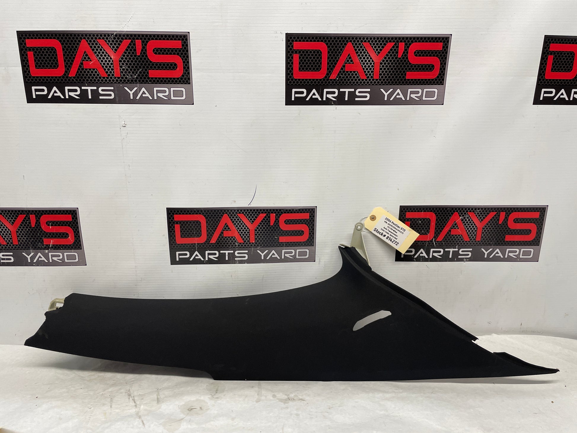 2006 Pontiac GTO LH Driver Rear Interior C Pillar Seat Belt Cover Trim Panel OEM - Day's Parts Yard