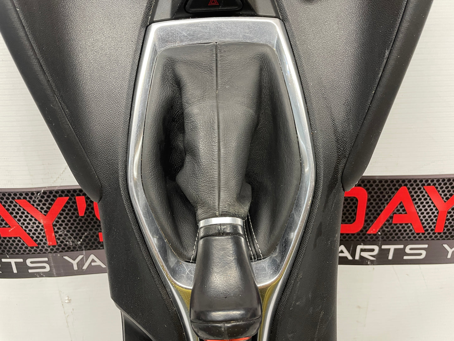 2019 Chevy Camaro SS Complete Center Console Armrest OEM