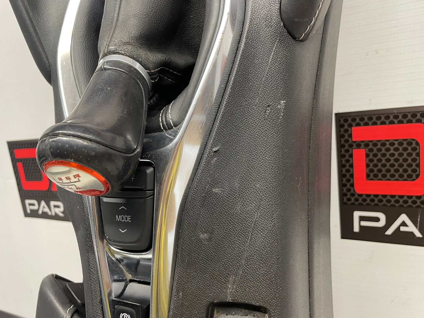 2019 Chevy Camaro SS Complete Center Console Armrest OEM